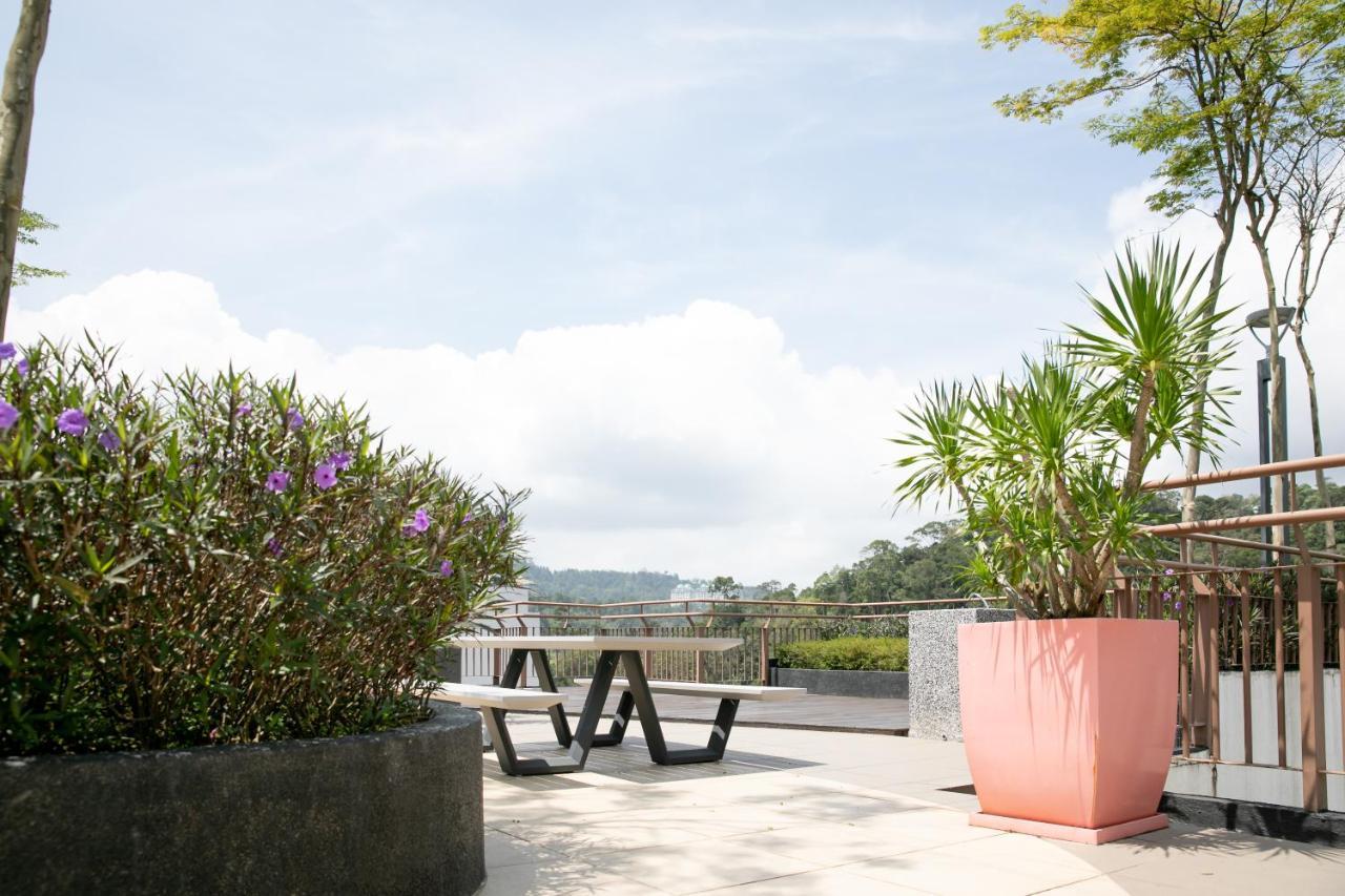 Sky Loft@Midhill Genting Highlands Apartment Bentong Bagian luar foto
